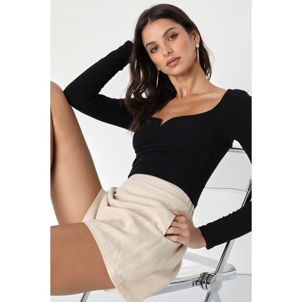 Lulus Alluring Touch Black Ribbed Notched Long Sleeve Top - Size M NWOT